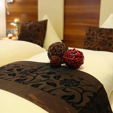 Hotel Schuetzenhof Spa Garden