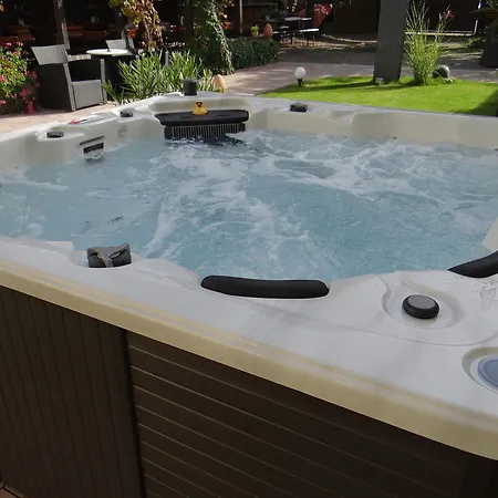 Hotel Schuetzenhof Spa Garden Hotel